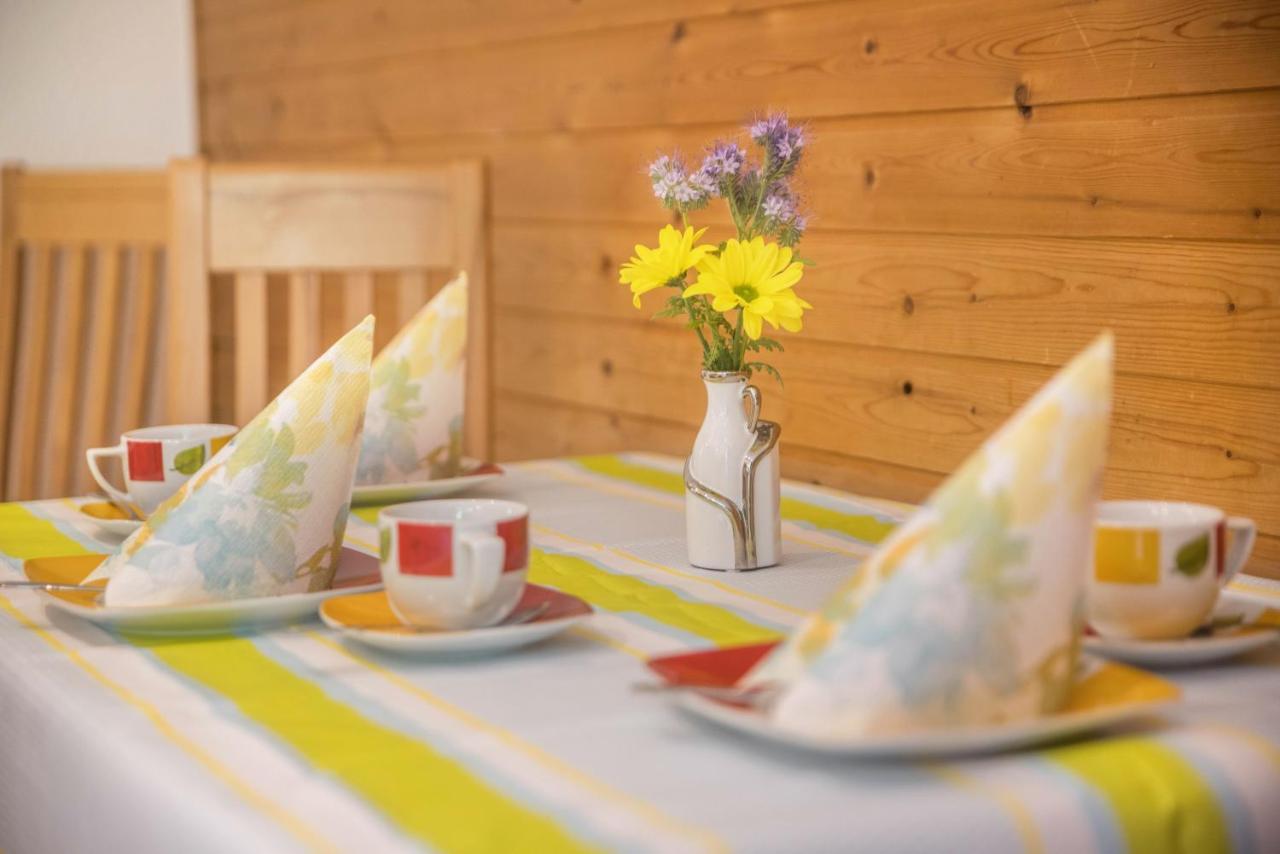 Ferienwohnung Haus Am Wald Messstetten Exteriör bild