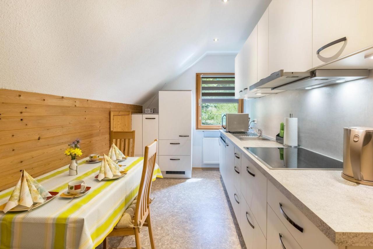 Ferienwohnung Haus Am Wald Messstetten Exteriör bild