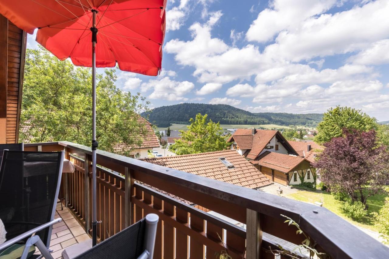 Ferienwohnung Haus Am Wald Messstetten Exteriör bild