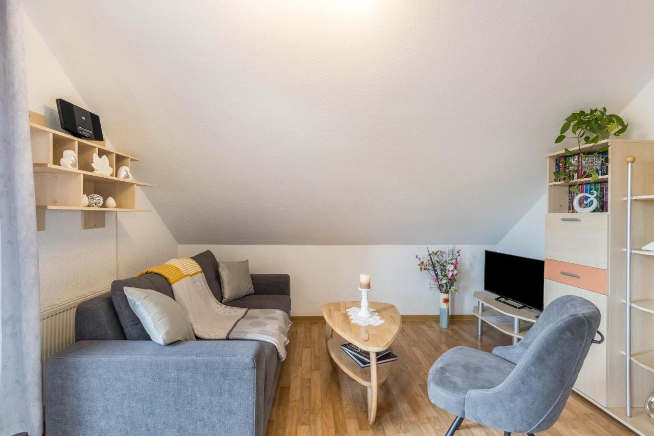 Ferienwohnung Haus Am Wald Messstetten Exteriör bild
