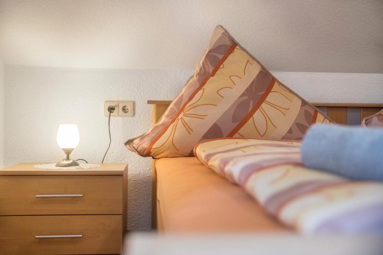 Ferienwohnung Haus Am Wald Messstetten Exteriör bild